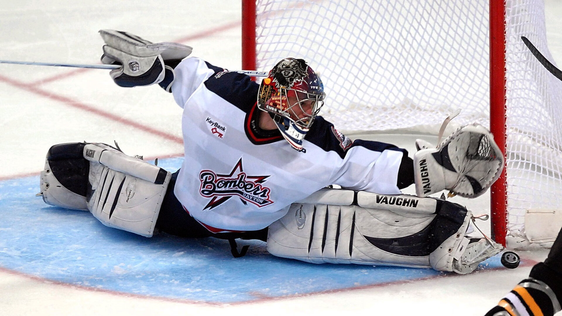 NBA季后赛激战正酣 东西部豪强争夺总决赛门票